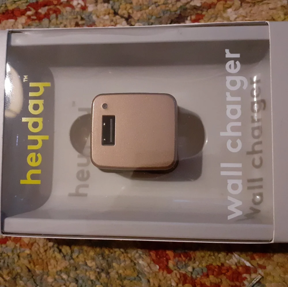Heyday USB wall charger
